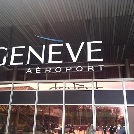Hotel Savoie Aux Portes De Geneve 3*